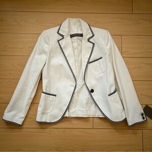 NWT Zara Blazer. Size Small.